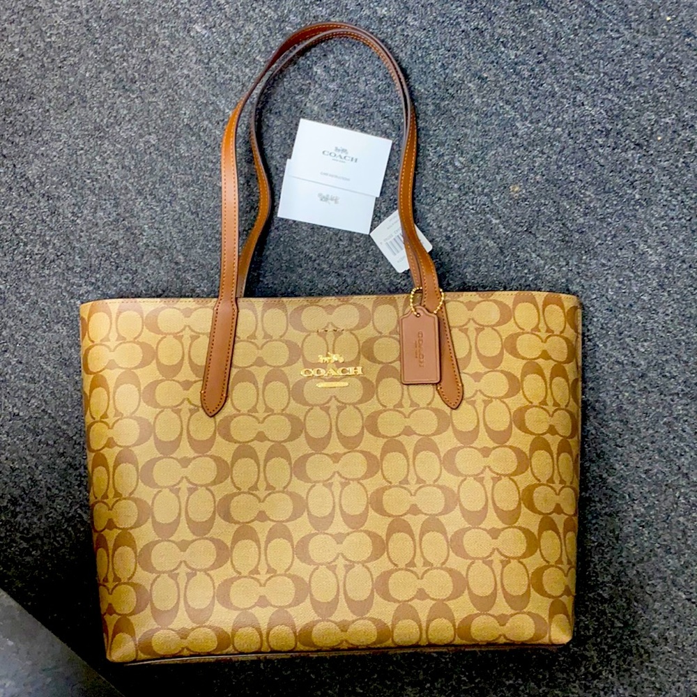 NWT Coach Signature Tote